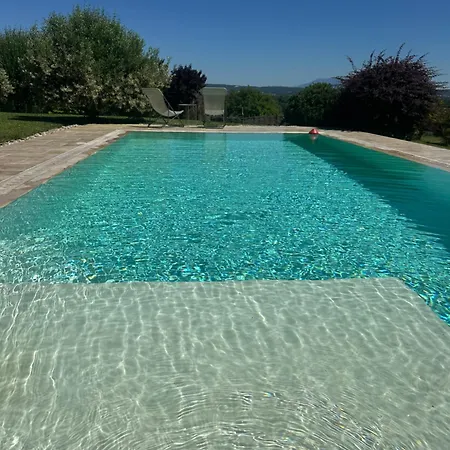 Dans Le Jardin Et Sa Sdb Independante * Colonzelle